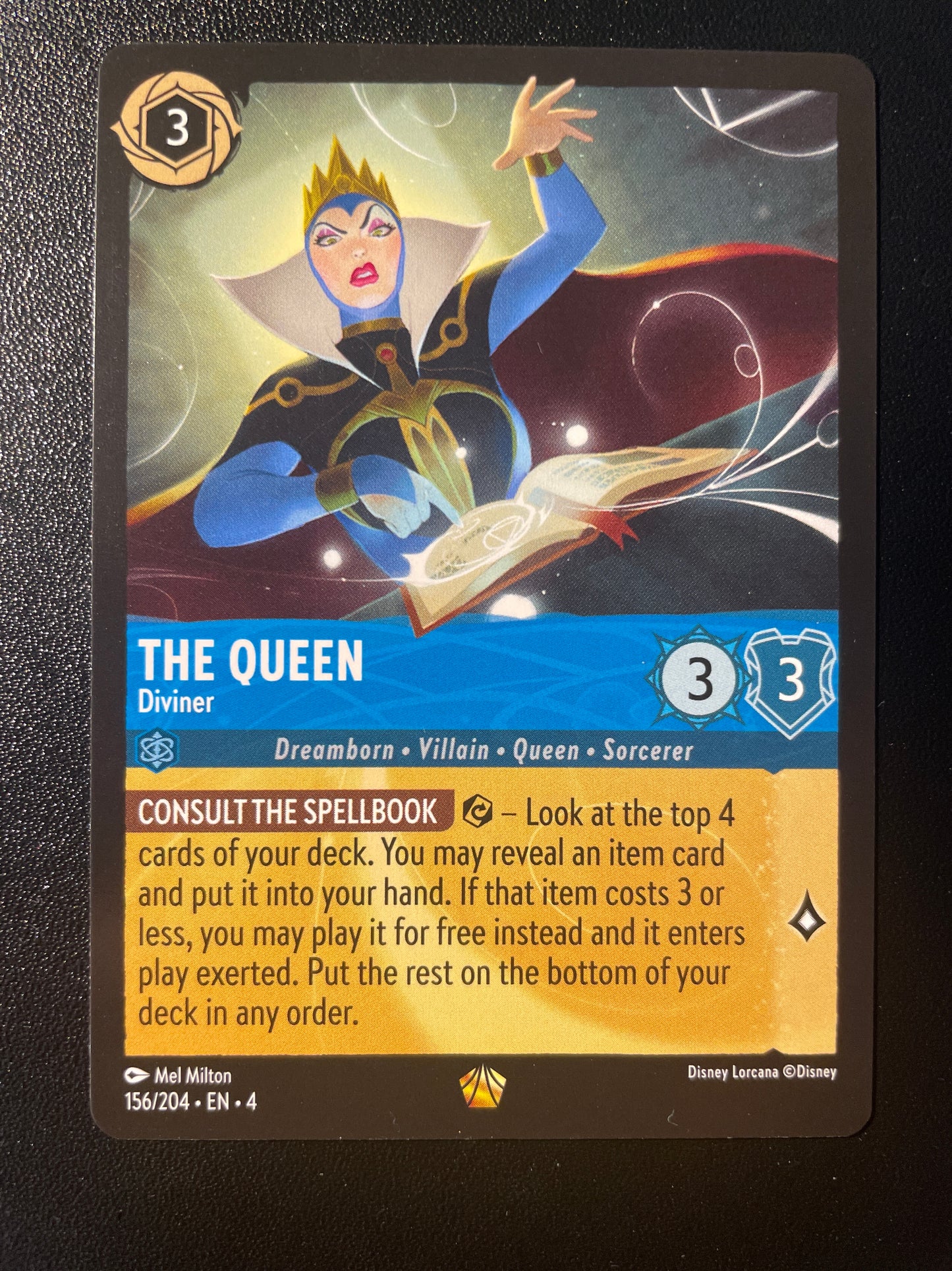 The Queen - 156/204 Légendaire Non Foil - CH4 - EN - NM