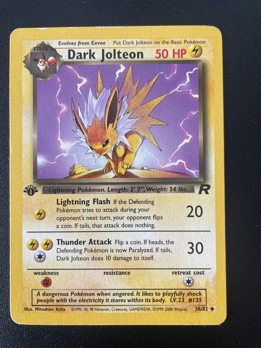 Dark Jolteon ED1 38/82 - Team Rocket - EN - Good/Excellent